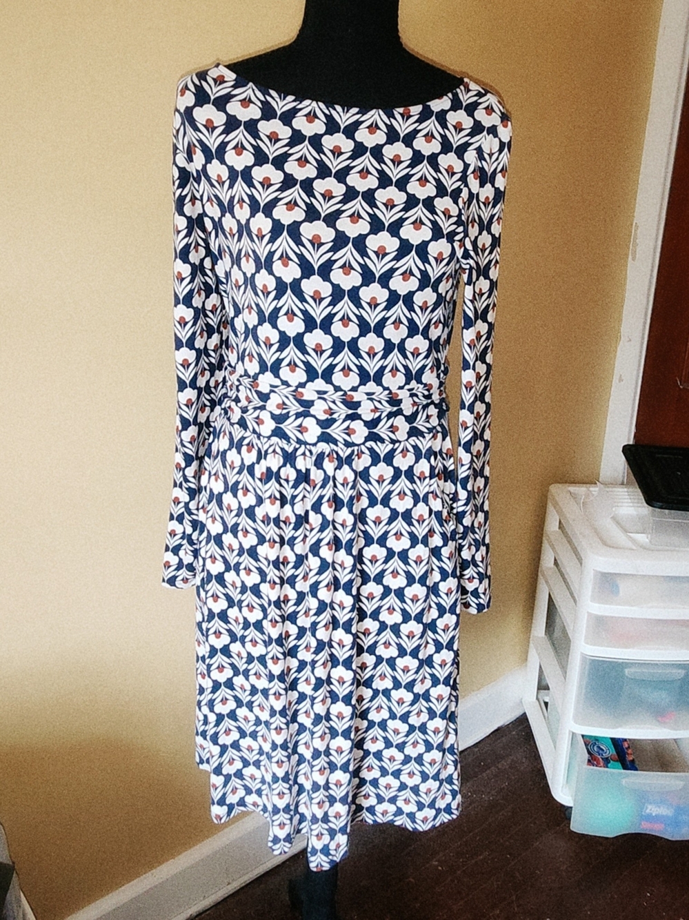 Boden Navy and White Floral-Print Long-Sleeve Midi Dress with Rust Accents